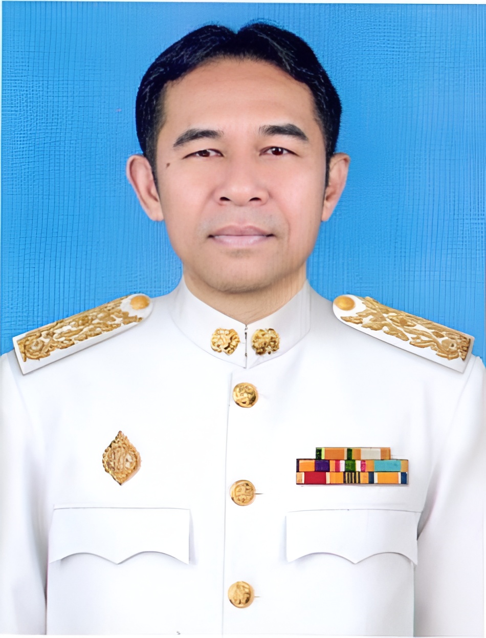 นายเอกสรรค์ บุญฮวด ประทาย